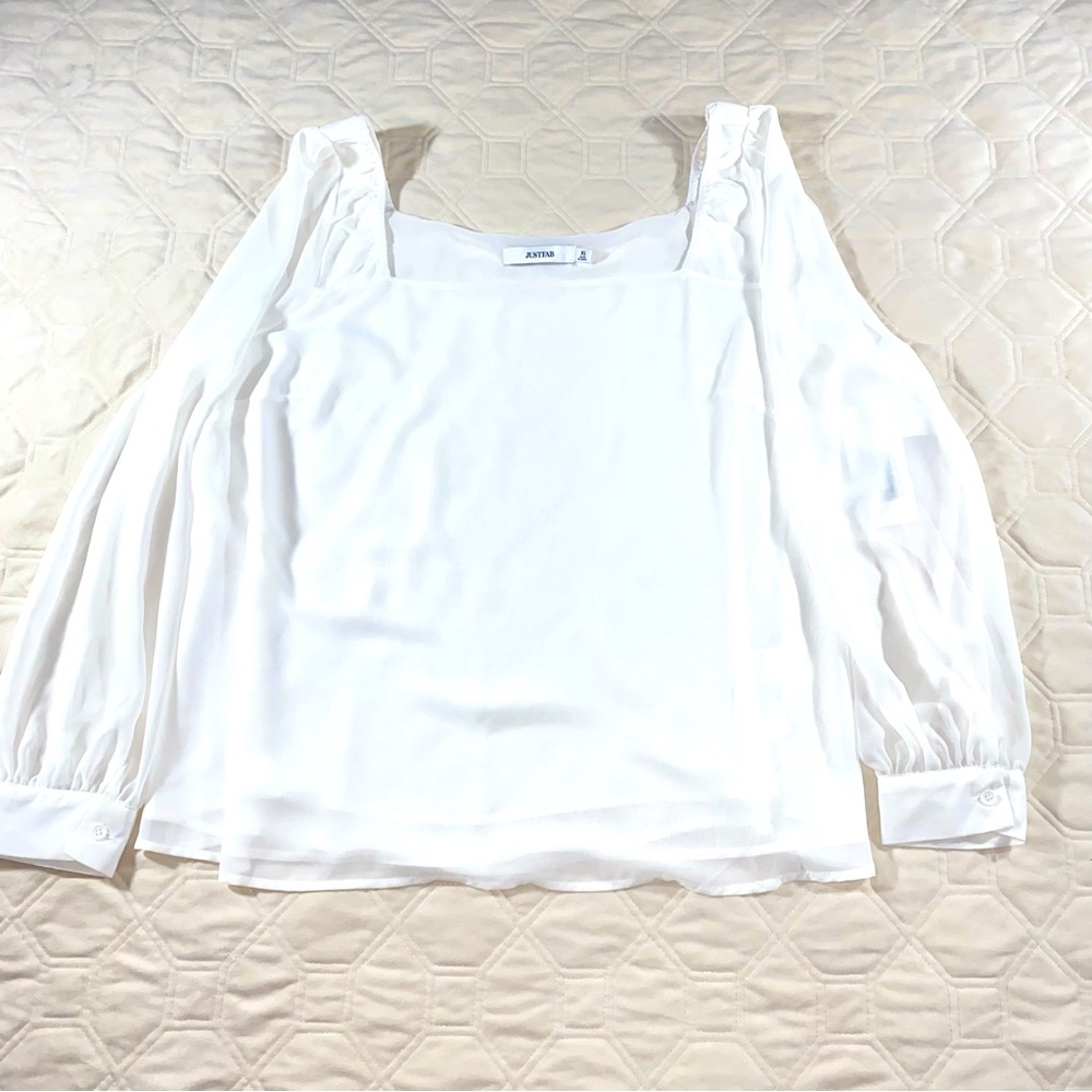 NWT JustFab Elegant White Women's Top chiffon size XL